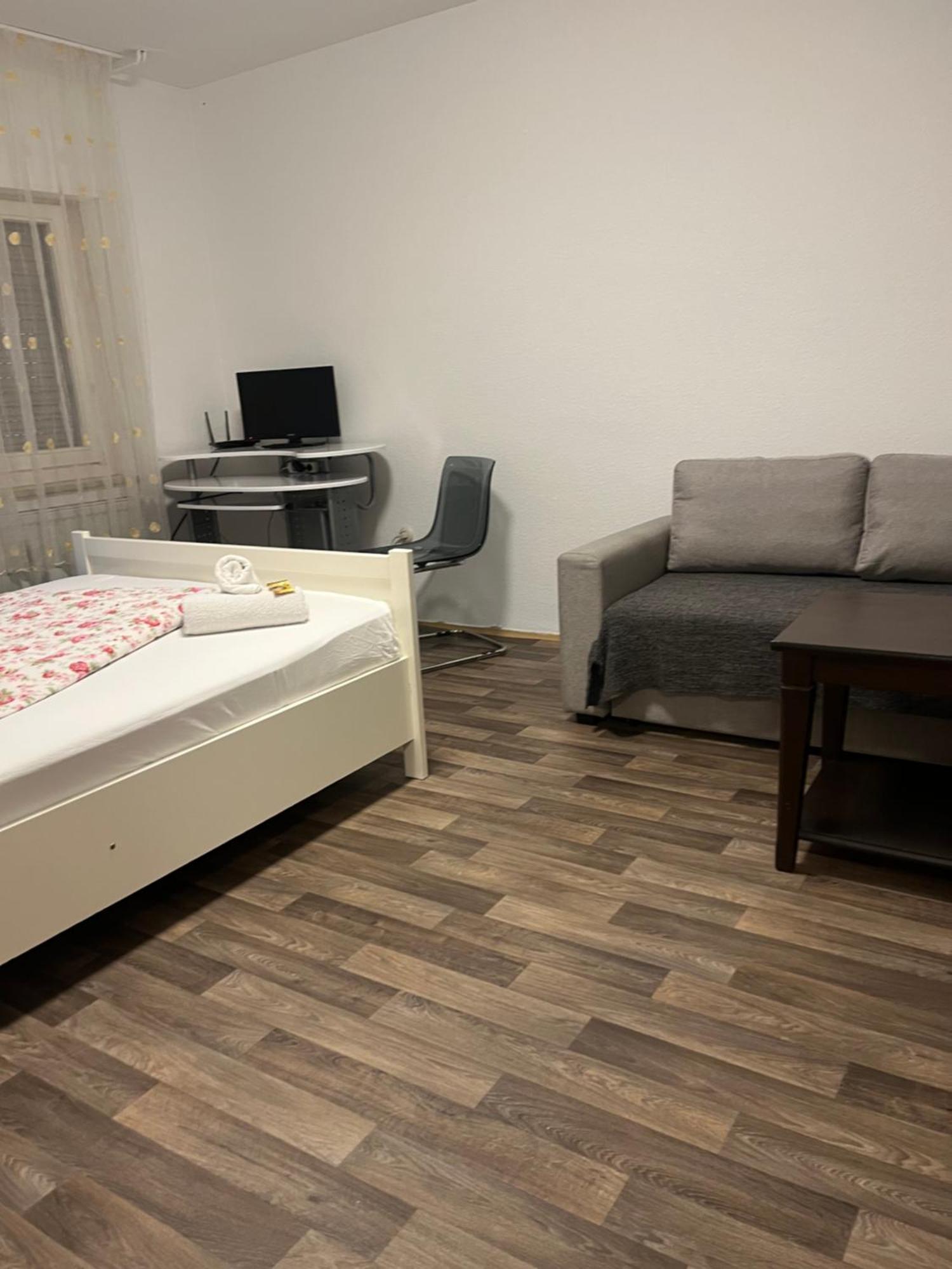 Ferienwohnung Шветцинген Экстерьер фото